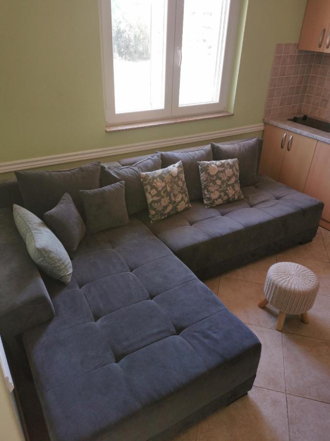 Apartments Vesna Затон Екстер'єр фото
