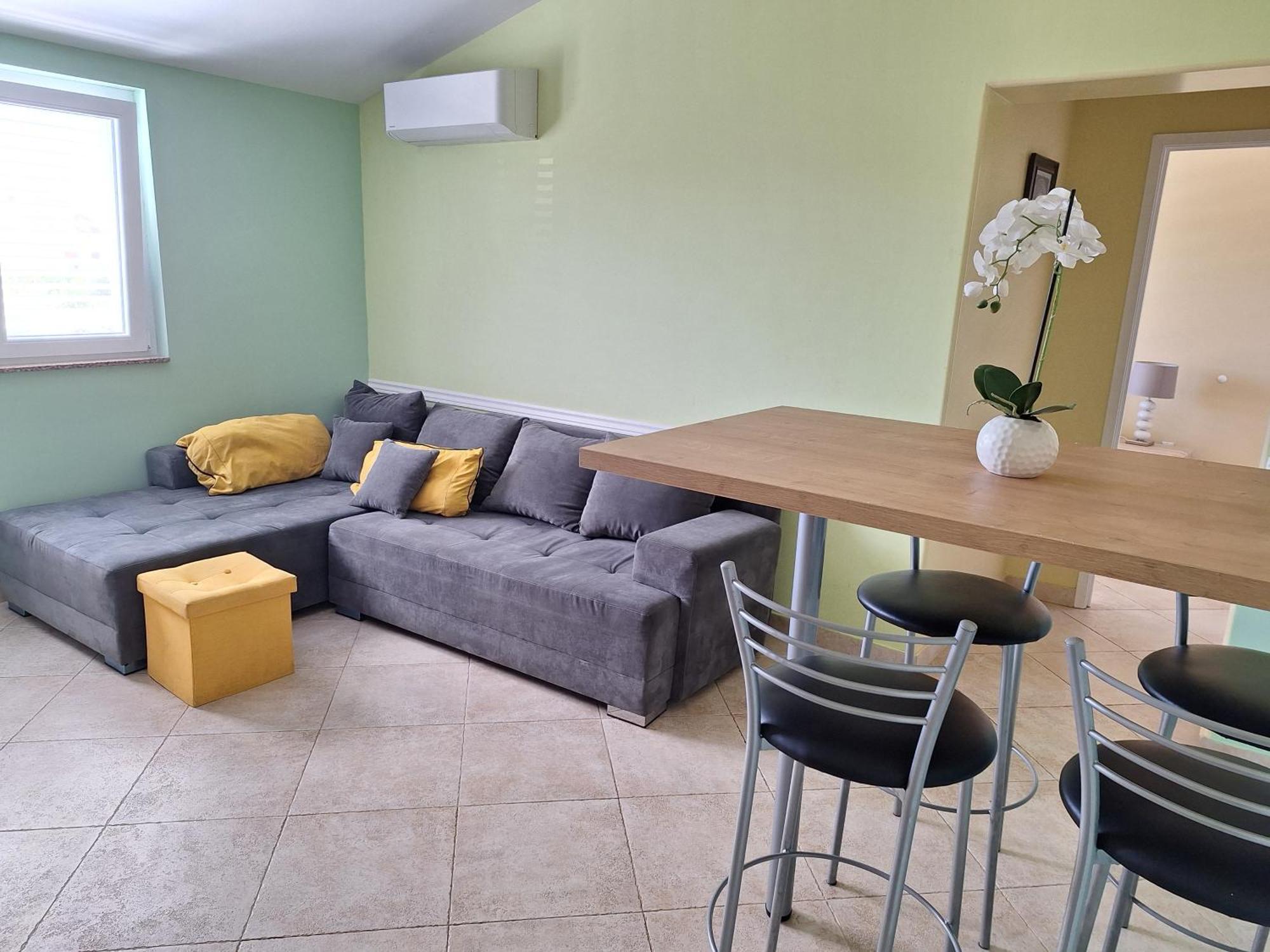 Apartments Vesna Затон Екстер'єр фото