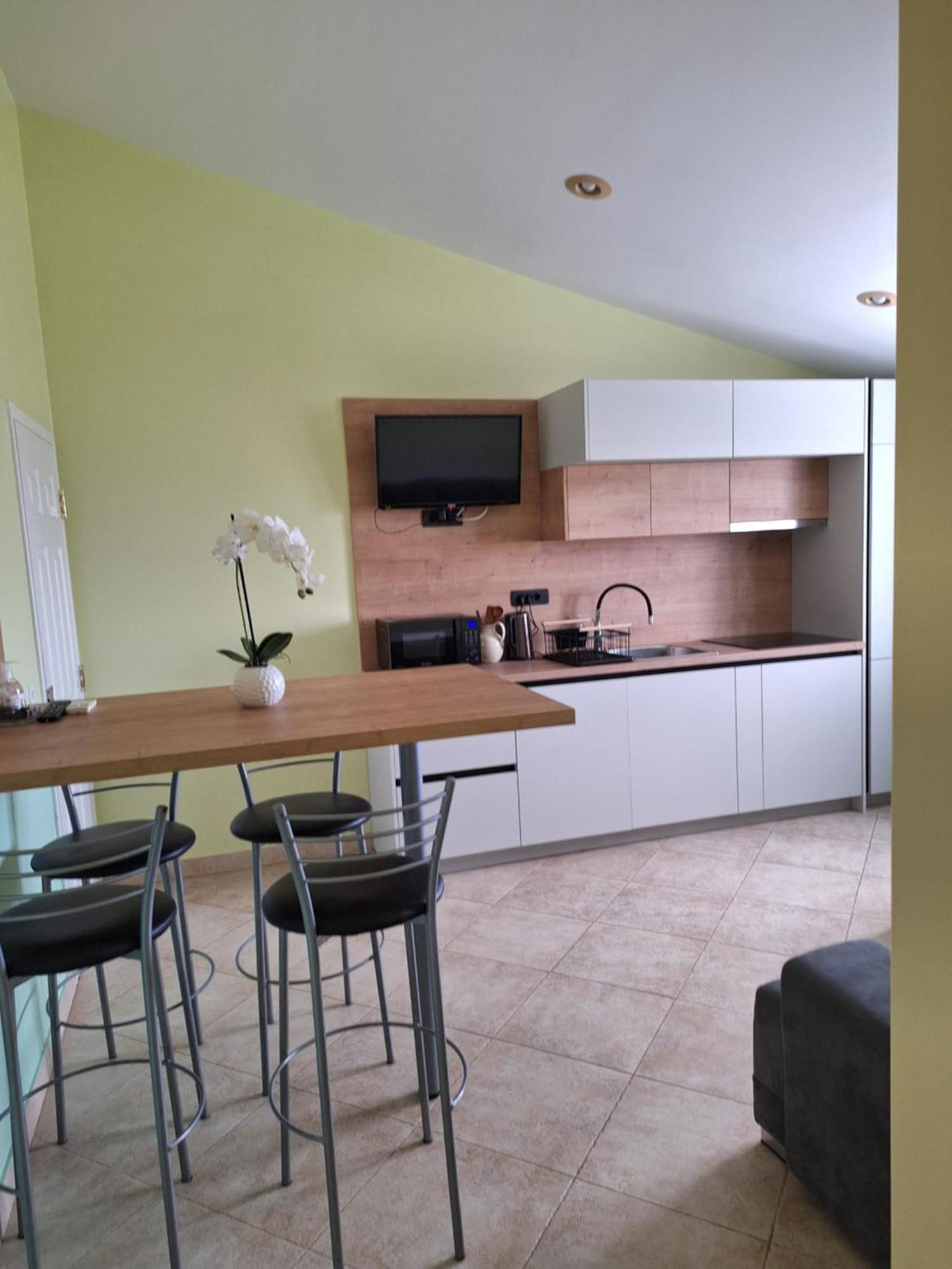 Apartments Vesna Затон Екстер'єр фото